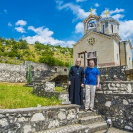 Отец Виктор и администратор сайта батюшки в монастыре Димитрия Солунского Паломническая поездка отца Виктора в Черногорию. 10-24 июля 2016 г.
