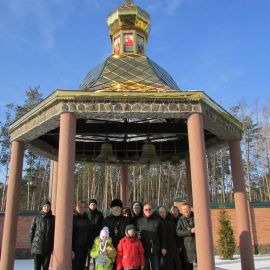 Отец Виктор с духовными чадами в Свято-Иверском монастыре Паломническая поездка в Почаевскую лавру на Новый 2017 год