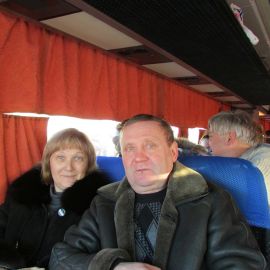 Некоторые духовные чада батюшки Виктора не пропустили ни одной поездки в Почаевскую лавру под его руководством Паломническая поездка в Почаевскую лавру на Новый 2017 год