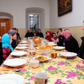 Глинская пустынь. Трапезная Паломничество в Глинскую пустынь. Фоторепортаж Алексея