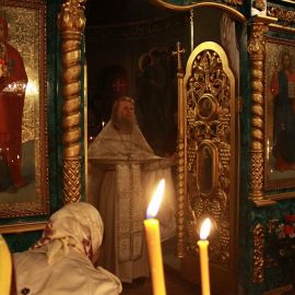 Протоиерей Виктор Гузенко (Пасха, 15 апреля 2012 г., храм Рождества Иоанна Крестителя, г. Харьков) Пасха 15.04.2012. Храм Рождества Иоанна Крестителя