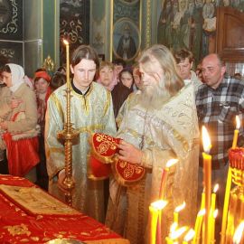 Протоиерей Виктор Гузенко (Пасха, 15 апреля 2012 г., храм Рождества Иоанна Крестителя, г. Харьков) Пасха 15.04.2012. Храм Рождества Иоанна Крестителя