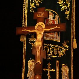 Распятие Христово (Пасха, 15 апреля 2012 г., храм Рождества Иоанна Крестителя, г. Харьков) Пасха 15.04.2012. Храм Рождества Иоанна Крестителя