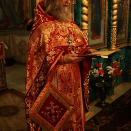 Протоиерей Виктор Гузенко (Пасха, 15 апреля 2012 г., храм Рождества Иоанна Крестителя, г. Харьков) Пасха 15.04.2012. Храм Рождества Иоанна Крестителя