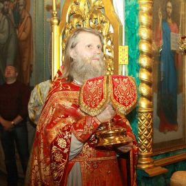 Протоиерей Виктор Гузенко на Пасхальной утрене (Пасха, 15 апреля 2012 г., храм Рождества Иоанна Крестителя, г. Харьков) Пасха 15.04.2012. Храм Рождества Иоанна Крестителя