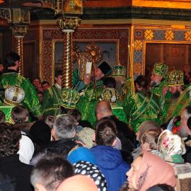 Архиерейская литургия 1 января 2014 года Паломническая поездка в Почаевскую лавру 30.12.2013 - 02.01.2014