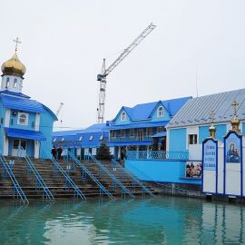 Источник святой Анны, с. Онишковцы Паломническая поездка в Почаевскую лавру 30.12.2013 - 02.01.2014
