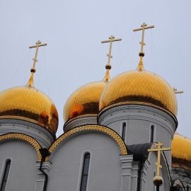 Свято-Успенский собор является точной копией Успенского собора в Москве Паломническая поездка в Свято-Успенскую Николо-Васильевскую обитель. 26-27 октября 2013
