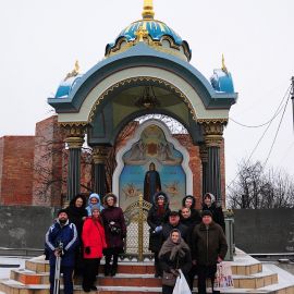 Паломники прошли по гололеду около 3 км Паломничество. Почаев 30.12.2014 - 03.01.2015 г.