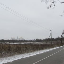 3-километровая прогулка по 10-градусному морозу в Свято-Духов скит Паломническая поездка в Почаев. 30.12.2015-03.01.2016 г.