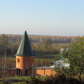 Литургия - в 8 утра. С 6 - утреннее правило и последование ко святому причащению Паломническая поездка в Глинскую пустынь. 21-22.10.2017 г.