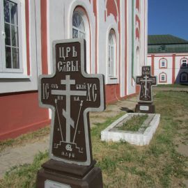 Могилы монахов. Санаксарский монастырь Паломническая поездка в Санаксары и Дивеево 28.06.18 - 01.07.18