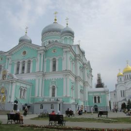 Троицкий и Преображенский соборы Дивеевского монастыря Паломническая поездка в Санаксары и Дивеево 28.06.18 - 01.07.18
