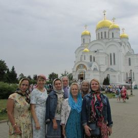 Свято-Троицкий Серафимо-Дивеевский монастырь является одним из четырех уделов Святой Богородицы. Три других находятся в Иверии, Киеве и на Афоне Паломническая поездка в Санаксары и Дивеево 28.06.18 - 01.07.18