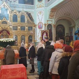 Приложились ко кресту - и в путь Паломническая поездка к мощам святителя Спиридона и блаженной Матроны