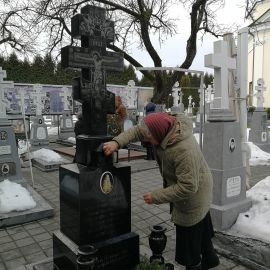 Помазываемся маслом от могилы преподобного Амфилохия Почаевского Паломническая поездка в Почаевскую лавру. 30.12.2018 - 03.01.2019 г.