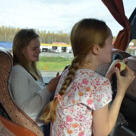 И родных чад батюшка Виктор везет к далеким святыням, и духовных Паломническая поездка Боголюбово — Муром — Дивеево. 11-17.10.2019 г.