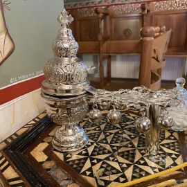 Монахини здесь кадят непривычными для нас кадильницами с изящными бубенцами Паломничество отца Виктора к греческим святыням, 12-22.06.2022 г.